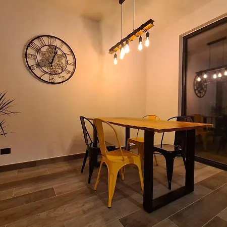 Apartment Yellow Uptown 70 - Fiera Milano *