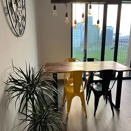 Yellow Uptown 70 - Fiera Milano Apartment Pero