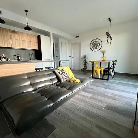 Yellow Uptown 70 - Fiera Milano Apartment Pero