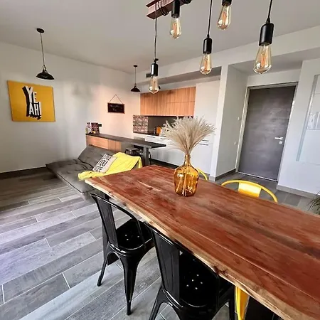 Yellow Uptown 70 - Fiera Milano Apartment *